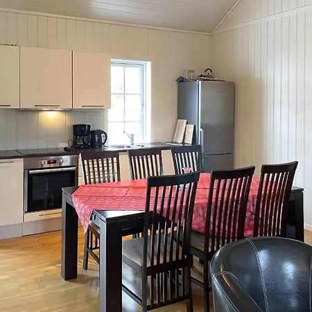 4 Bedroom Lovely In Holiday home Bjorli